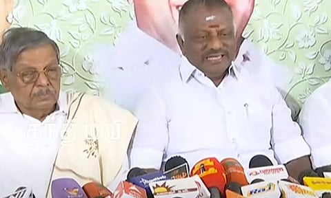 கர்நாடகா சட்டசபை தேர்தலில் போட்டி- ஓ.பன்னீர்செல்வம் அறிவிப்பு