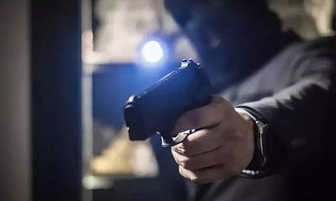 தாய்லாந்தில் துப்பாக்கி சூட்டில் 4 பேர் பலி