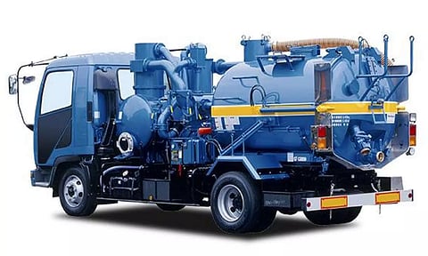 வேதாரண்யம் நகராட்சியில் கழிவுநீர் அகற்ற வாகனங்கள் அனுமதி பெற வேண்டும்- ஆணையர் அறிவிப்பு