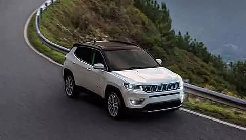 கார்களுக்கு ரூ. 2 லட்சம் வரை விலை குறைப்பு - ஜீப் இந்தியா அதிரடி!
