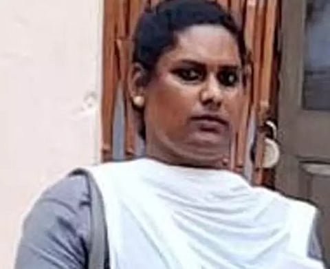 திருநங்கை ரக்க்ஷிதா.&nbsp;