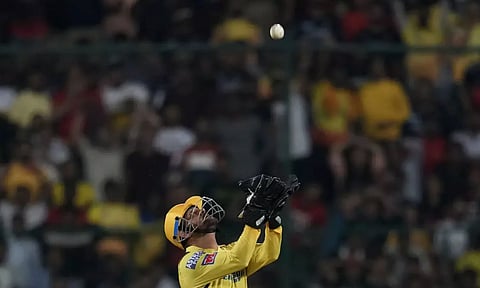 பெங்களூருவை 8 ரன்கள் வித்தியாசத்தில் வென்றது சிஎஸ்கே