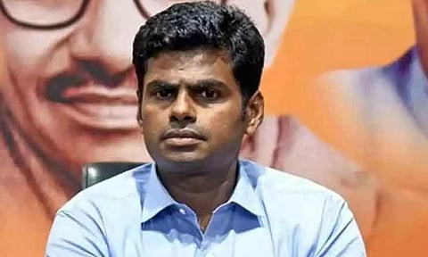 அடுத்தடுத்து 5 நிகழ்ச்சிகளில் பங்கேற்கவே ஹெலிகாப்டரில் சென்றேன்- காங்கிரஸ் குற்றச்சாட்டுக்கு அண்ணாமலை பதில்