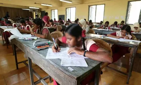 எஸ்.எஸ்.எல்.சி. பொதுத்தேர்வு நாளை நிறைவு: விடைத்தாள் திருத்தும் பணி 25-ந்தேதி தொடக்கம்