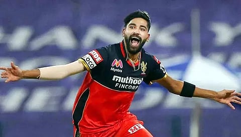 ஆஸ்திரேலிய சுற்றுப்பயணத்தில் சூதாட்ட நபர் என்னை அணுகினார் - முகமது சிராஜ் புகார்