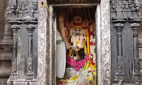 குருபகவான் மீன ராசியில் இருந்து மேஷ ராசிக்கு பிரவேசிக்கிறார்: திட்டை-ஆலங்குடி கோவில்களில் இன்று குருபெயர்ச்சி விழா