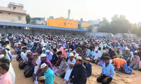 விருத்தாசலத்தில்&nbsp; &nbsp;ரம்ஜான் கொண்டாட்டம்.
