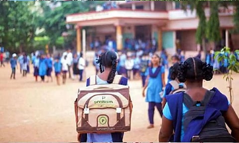 தரமான 3 அரசு பள்ளிகளுக்கு கேடயம் வழங்கி கவுரவிக்க ஏற்பாடு- தொடக்ககல்வி இயக்குநர்