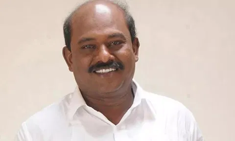 12 மணி நேர வேலையால் தமிழகத்தில் தொழில் வளம் பெருகும்- விக்கிரமராஜா பேட்டி