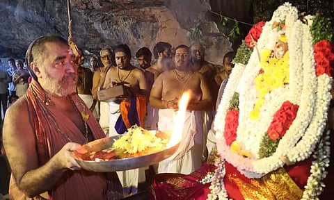 2,532-வது ஆண்டு ஆதிசங்கரர் ஜெயந்தி விழா நாடு முழுவதும் கொண்டாட்டம்- காஞ்சி சங்கர மடம் ஏற்பாடு