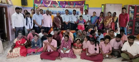 நெய்வேலி எ.குறவன்குப்பம் நியூ லைட் மனவளர்ச்சி குன்றியோர் பள்ளியில் முப்பெரும் விழா நடந்தது.