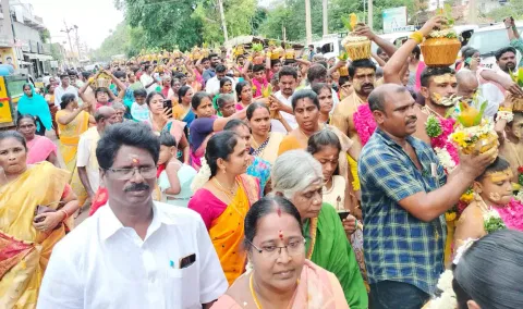 பால்குட ஊர்வலம்