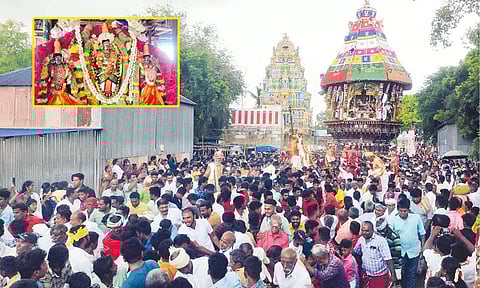 திருக்கோஷ்டியூர் சவுமியநாராயணபெருமாள் கோவில் தேரோட்டம் தொடங்கியபோது எடுத்த படம்.