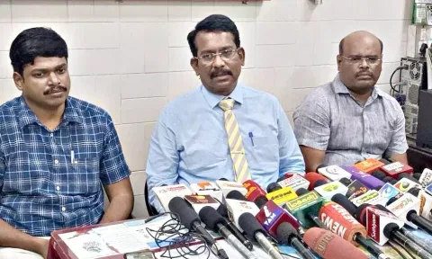 பதவி உயர்வு கோரிக்கையை நிறைவேற்றாவிட்டால் போராட்டம் தொடரும்- அரசு டாக்டர்கள்