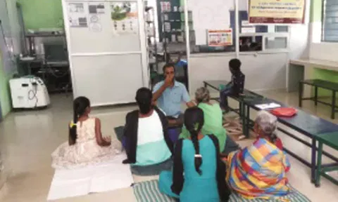 யோகா பயிற்சி நடந்தபோது எடுத்த படம்