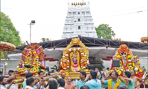 சீனிவாசமங்காபுரம் கோவிலில் வருடாந்திர வசந்தோற்சவம் நிறைவடைந்தது