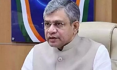 ரெயில்வே மந்திரி அஸ்வினி வைஷ்ணவ்