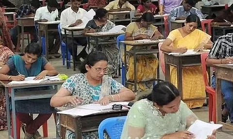 ஆசிரியர் தகுதி தேர்வில் தேர்ச்சி பெற்றவர்கள் சான்றிதழை இ-சேவை மூலம் இனி பதிவிறக்கம் செய்யலாம்