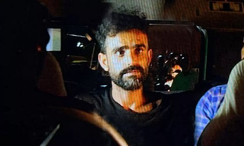 இந்தியாவில் தீவிரவாத செயல்களுக்கு பெரும் அளவு பண உதவி செய்த பாகிஸ்தான் கும்பல்- கைதானவர் பரபரப்பு தகவல்