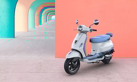 இரண்டு வேரியண்டகளில் அறிமுகமான வெஸ்பா டூயல்