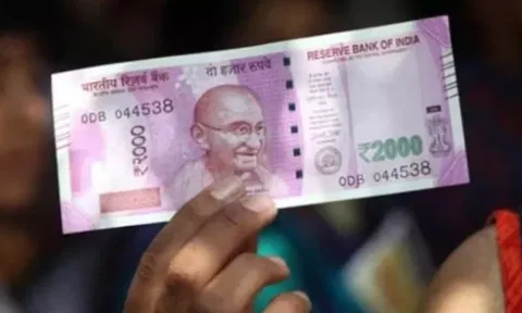 வங்கிகளில் நாளை முதல் ரூ.2000 நோட்டுகளை மாற்றலாம்