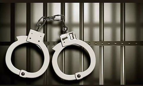 பணம் வைத்து சூதாடிய 9 பேர் கைது