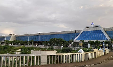 கேரளாவுக்கு வளைகுடா நாட்டில் இருந்து வந்த பயணியிடம் ரூ.35 லட்சம் தங்கம் பறிமுதல்