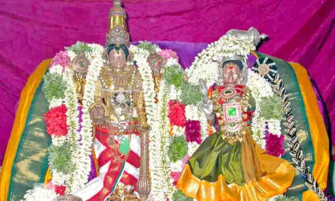 வெண்ணாற்றங்கரை நீலமேகப்பெருமாள் கோவிலில் வைகாசி பிரமோற்சவம் 25-ந்தேதி தொடக்கம்