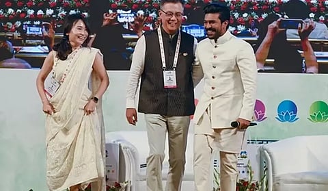 ஜி20 மாநாட்டில் தென்கொரிய தூதருடன் நடனமாடிய ராம்சரண்