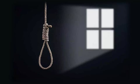 மூதாட்டி விஷம் குடித்து தற்கொலை