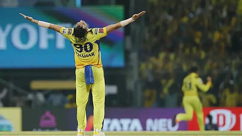 முதல்முறையாக குஜராத்தை வீழ்த்தி இறுதிப்போட்டிக்கு முன்னேறியது சென்னை சூப்பர் கிங்ஸ்