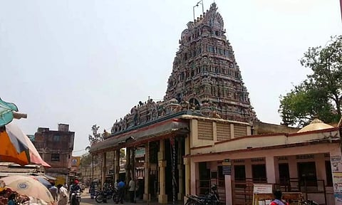 அன்னையை வழிபட்டு அருள் பெற்றோர்