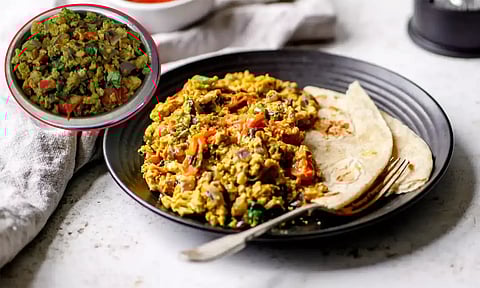 10 நிமிடத்தில் செய்யலாம் முட்டை மிளகு பொடிமாஸ்