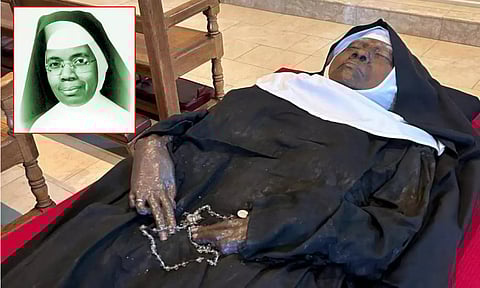 அமெரிக்காவில் அதிசயம்: 4 ஆண்டுகளாக அப்படியே இருக்கும் கன்னியாஸ்திரி உடல்