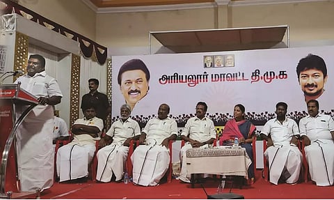 தி.மு.க. செயல்வீரர்கள் கூட்டம்