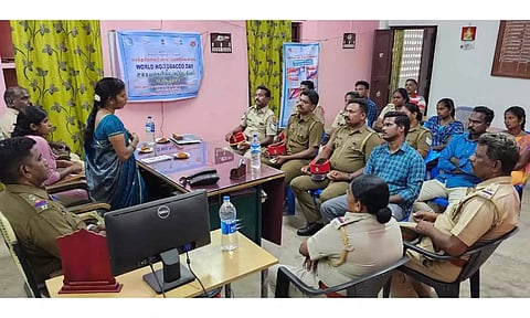 உலக புகையிலை ஒழிப்பு விழிப்புணர்வு நிகழ்ச்சி நடைபெற்ற காட்சி.