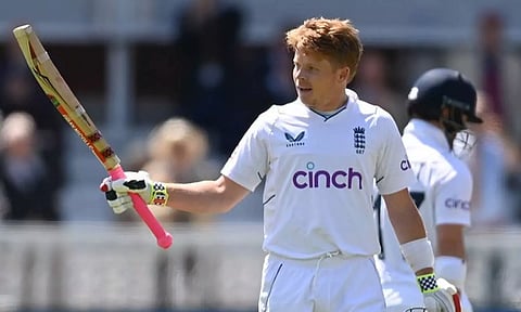 சிக்சர் விளாசி முதல் இரட்டை சதத்தை பதிவு செய்த ஒல்லி போப்.. 41 ஆண்டுகால சாதனை முறியடிப்பு