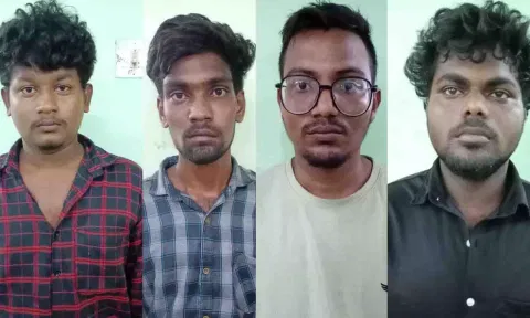 கைது செய்யப்பட்ட வாலிபர்கள்.