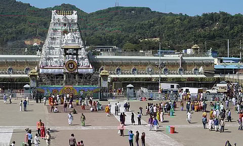 திருப்பதி கோவிலில் மே மாத உண்டியல் வருமானம் ரூ.109.99 கோடி: தேவஸ்தான அதிகாரி தகவல்