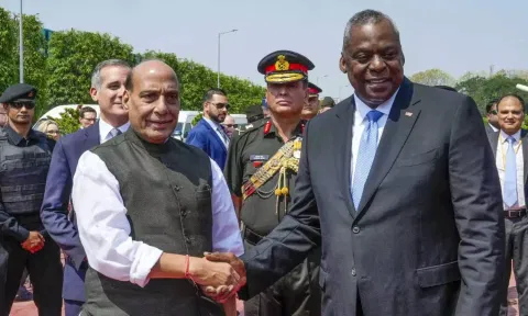 ராஜ்நாத் சிங்குடன் லாயிட் ஆஸ்டின் சந்திப்பு