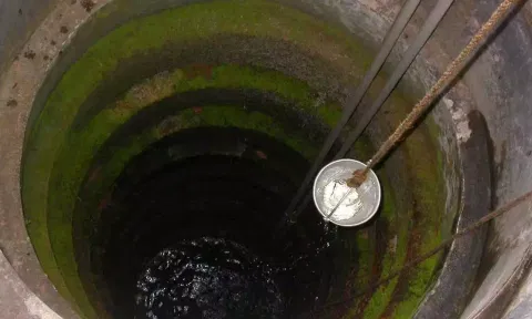 மணலியில் மாயமான கிணற்றை கண்டுபிடித்து தருமாறு மாநகராட்சி அதிகாரியிடம் கோரிக்கை