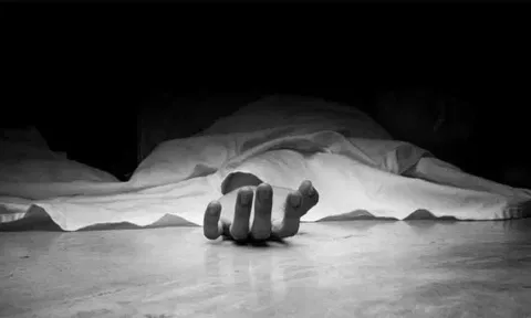 மாணவியை பலாத்காரம் செய்து தீர்த்துக்கட்டிய கொடூரம்.. குற்றம்சாட்டப்பட்ட காவலாளி தற்கொலை
