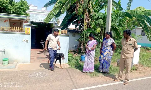 பெண் பஞ்சாயத்து தலைவர் வீட்டில் நகை-பணம் திருட்டு