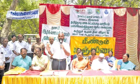 நிகழ்ச்சியில் கலெக்டர் ஜானி டேம் வர்கீஸ் பேசினார்.