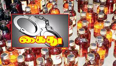 நாமக்கல் அருகே மளிகை கடையில் மது விற்ற தி.மு.க நிர்வாகி கைது