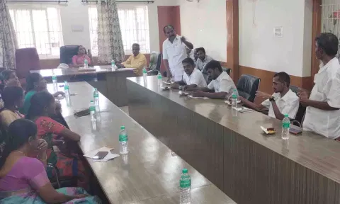 &nbsp;கூட்டம்&nbsp; நடைபெற்ற காட்சி.&nbsp;