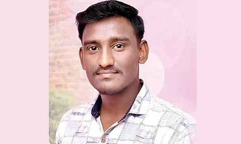 கைது செய்யப்பட்ட செல்வபாலன். 