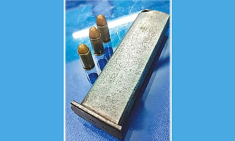 படப்பை அருகே 3 துப்பாக்கி தோட்டாக்கள் சிக்கியது