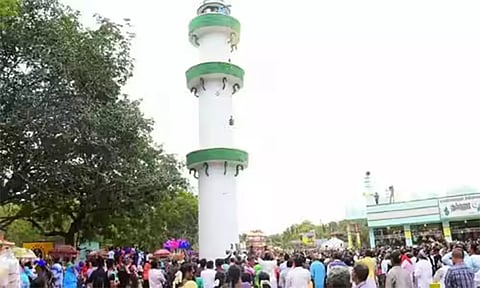 பெரியபட்டினம் தர்காவில் சந்தனக்கூடு விழா கொடியேற்றம் 25-ந்தேதி நடக்கிறது