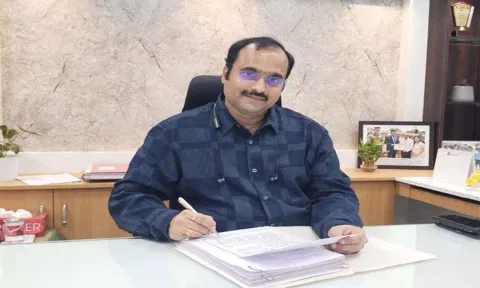 விழுப்புரம் நகராட்சி ஆணையர் சுரேந்தர் ஷா திருவள்ளுருக்கு மாற்றம்